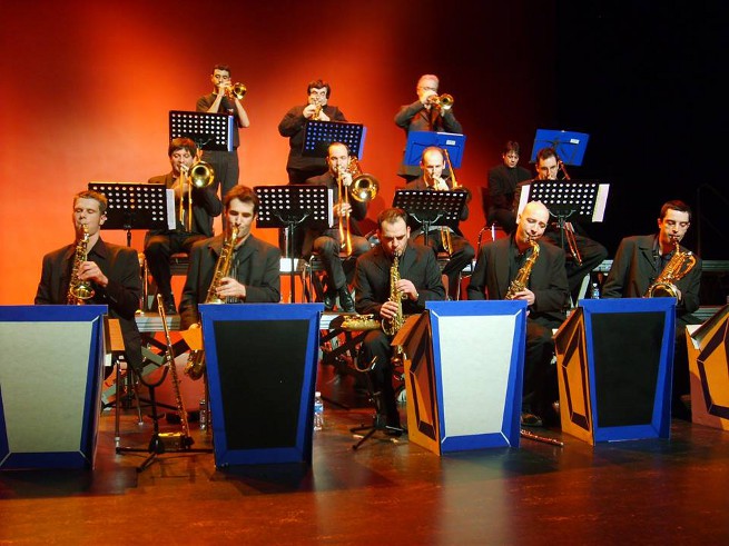 Tutti des saxophones trompettes et trombones du big band